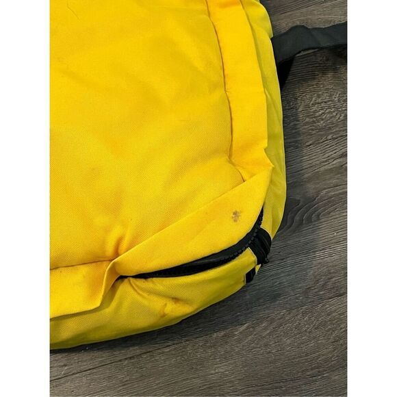 Baby bee bunting cocoon with stroller cover - Picture 6 of 8